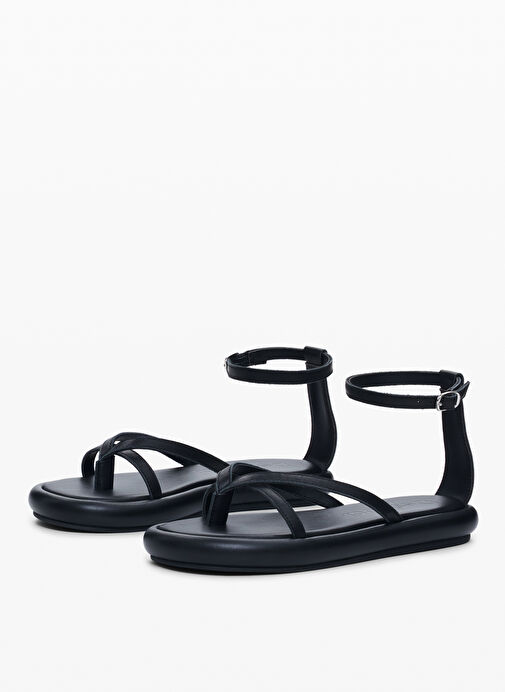 Desigual Siyah Kadın Deri Sandalet 25SSSP03 - Görsel 3