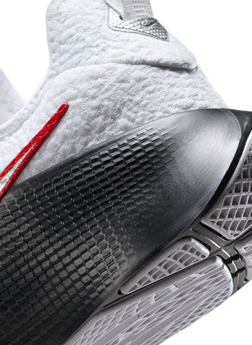 Nike FJ6151-101 LEBRON TR 1 Beyaz Erkek Basketbol Ayakkabısı - Görsel 8