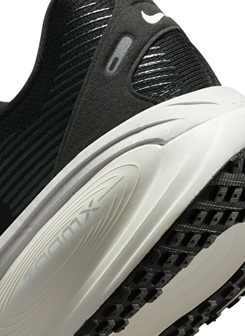 Nike HM6803-007 NIKE VOMERO 18 Siyah Erkek Koşu Ayakkabısı - Görsel 6