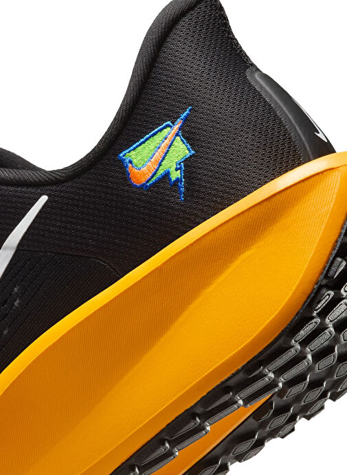 Nike HV3149-001 NIKE QUEST 6 ES Siyah Erkek Koşu Ayakkabısı - Görsel 7