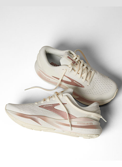 Brooks 1204261B181 Adrenaline GTS 24 Krem Kadın Koşu Ayakkabısı - Görsel 3