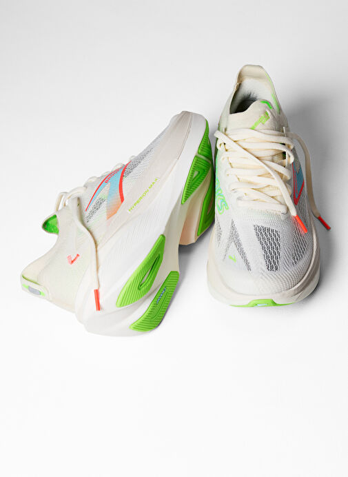 Brooks 1104671D182 Hyperion Max 3 Krem Erkek Koşu Ayakkabısı - Görsel 3