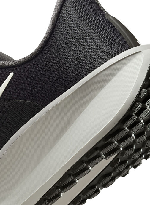 Nike FD6033-200 QUEST 6 Kahverengi Erkek Koşu Ayakkabısı - Görsel 8