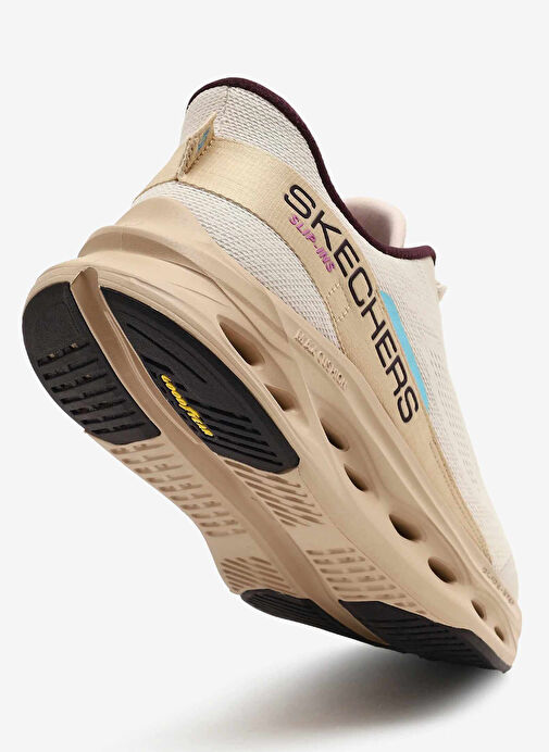 Skechers Bej Skechers Max Cushioning Kadın Koşu Ayakkabısı