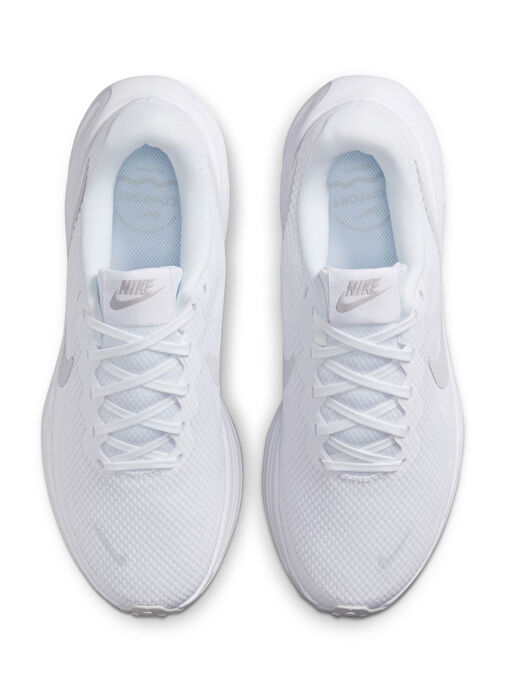 Nike Beyaz Nike Revolution 8