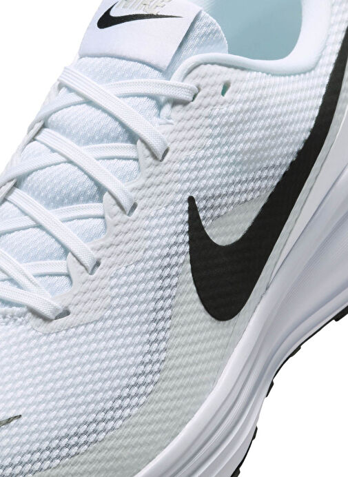 Nike Beyaz Nike Revolution 8