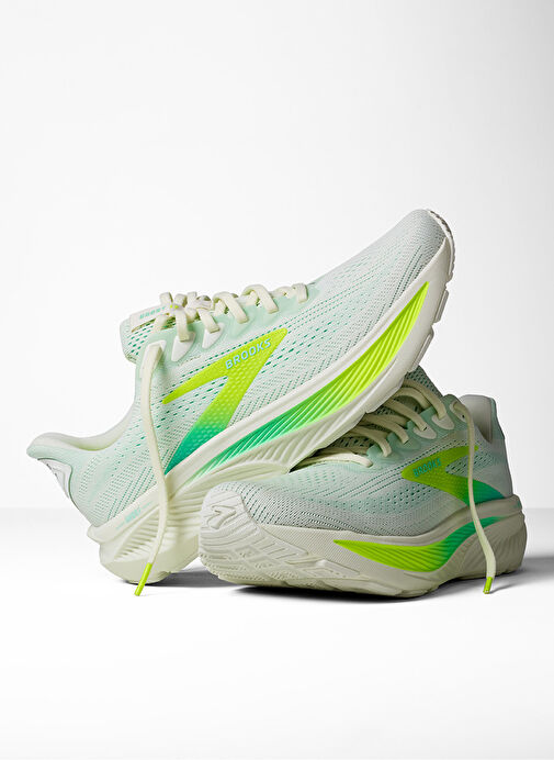 Brooks Beyaz Yeşil Brooks Ghost 1204311B122 17 Kadın Koşu Ayakkabısı