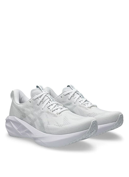 Asics Beyaz Asics Novablast Koşu Ayakkabısı 5