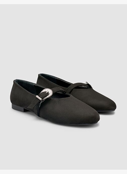 Süet Görünüm Toka Detaylı Siyah Kadın Babet - Görsel 3