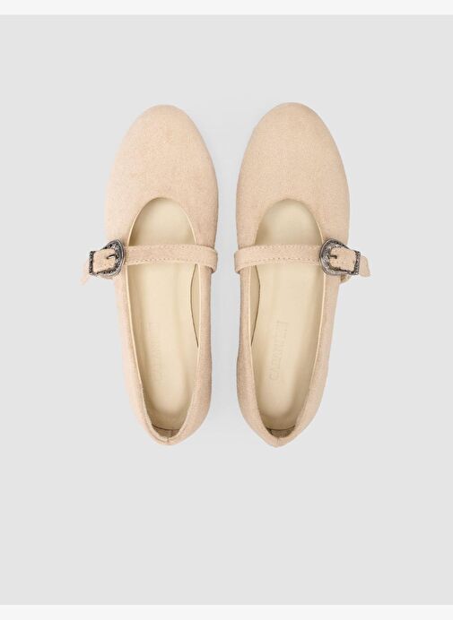 Süet Görünüm Toka Detaylı Bej Kadın Babet - Görsel 5