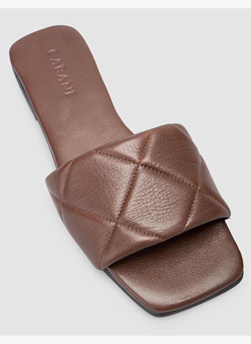 %100 Hakiki Deri Kahverengi Kapitone Kadın Terlik - Görsel 7