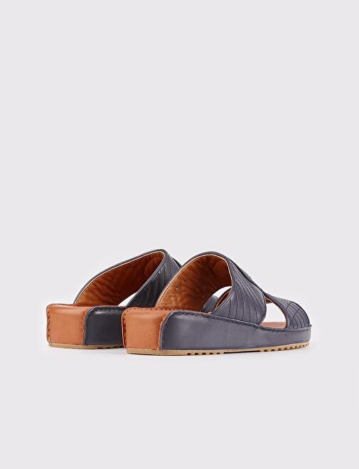 Erkek Hakiki Deri Logo Aksesuarlı Lacivert Terlik - Görsel 4