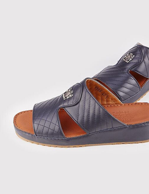 Erkek Hakiki Deri Logo Aksesuarlı Lacivert Terlik - Görsel 5