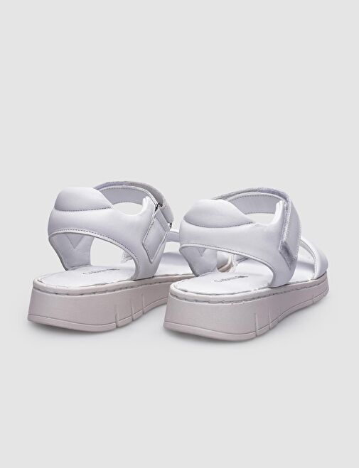 %100 Hakiki Deri Beyaz Cırt Cırt Kapamalı Kadın Sandalet - Görsel 4