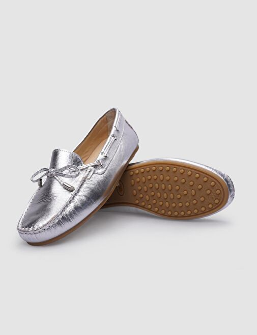 %100 Hakiki Deri Gri Fiyonk Detaylı Kadın Ayakkabı - Görsel 5