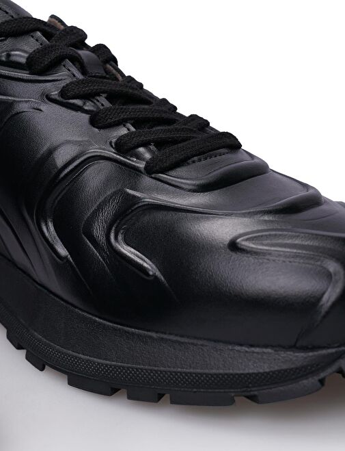 %100 Hakiki Deri Siyah Bağcıklı Kabartma Desenli Kadın Sneaker - Görsel 5