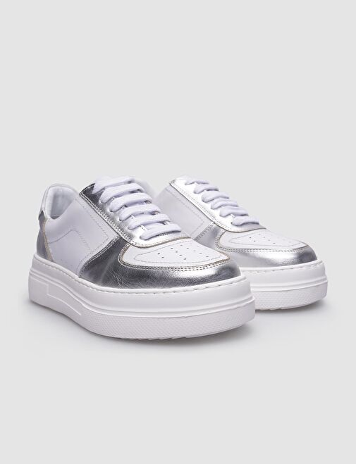 %100 Hakiki Deri Beyaz Bağcıklı Kadın Sneaker - Görsel 3