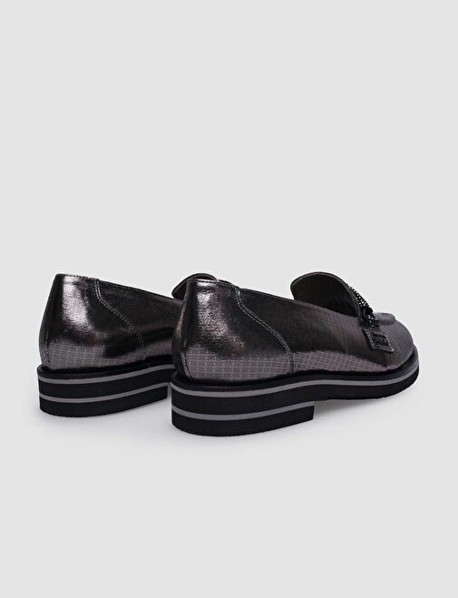 %100 Hakiki Deri Metalik Siyah Tokalı Kadın Günlük Ayakkabı - Görsel 4