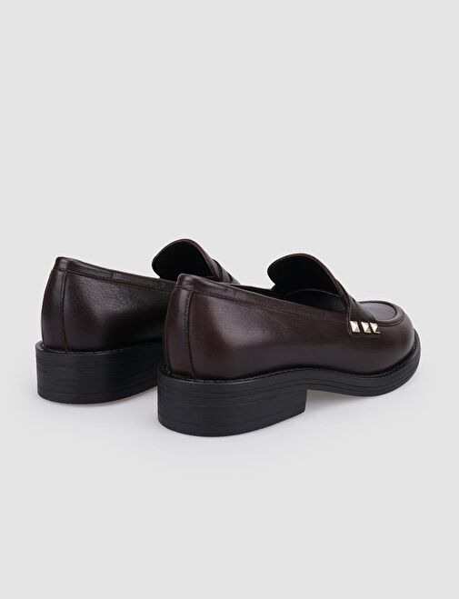 %100 Hakiki Deri Kahverengi Zımba Detaylı Kadın Loafer - Görsel 4