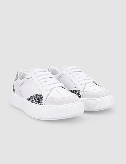 %100 Hakiki Deri Beyaz Pul Detaylı Bağcıklı Kadın Spor Ayakkabı - Görsel 3