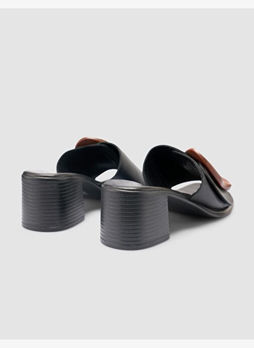 %100 Hakiki Deri Toka Detaylı Siyah Kadın Terlik - Görsel 4