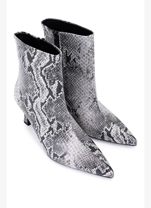 Tamer Tanca Kadın Siyah Yılan Desen Topuklu Bot - Görsel 3