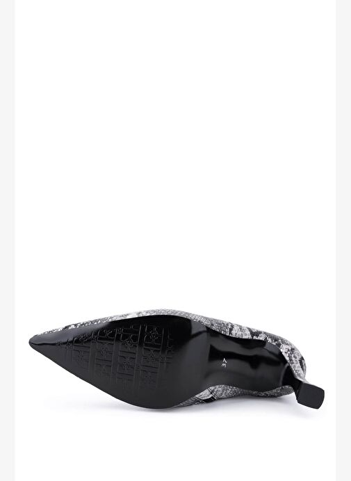 Tamer Tanca Kadın Siyah Yılan Desen Topuklu Bot - Görsel 4