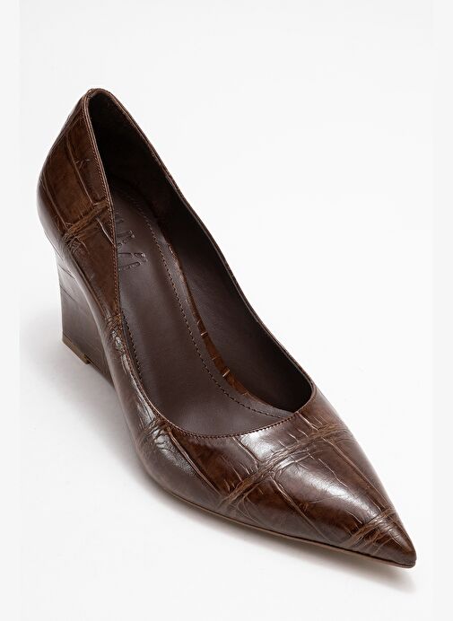 PUERA Açık Kahverengi Baskı Sivri Burunlu Kadın Dolgu Topuklu Ayakkabı - Görsel 4