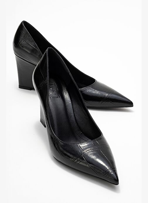PUERA Siyah Baskı Sivri Burunlu Kadın Dolgu Topuklu Ayakkabı - Görsel 2