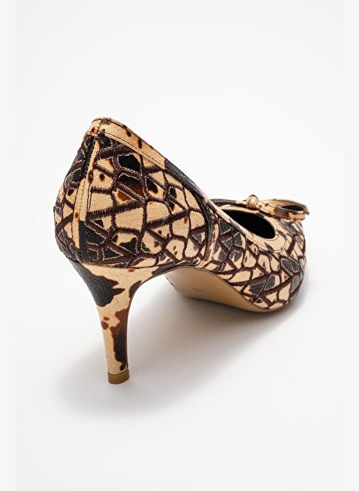 CAMDEN Bej Desenli Fiyonklu Kadın Topuklu Ayakkabı - Görsel 6