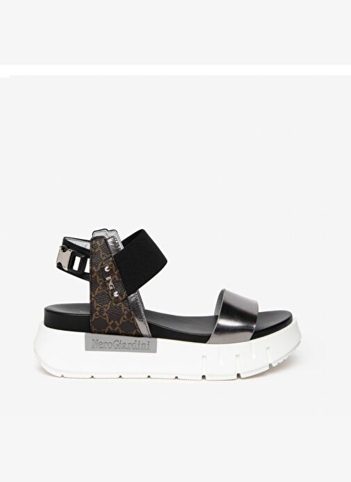 Kadın Sandalet E307840D NeroGiardini SPECCHIO MIRROR OPAC T.GIOVE T.MORO GUANTO NERO VERNICE BIAN 10 - Görsel 2