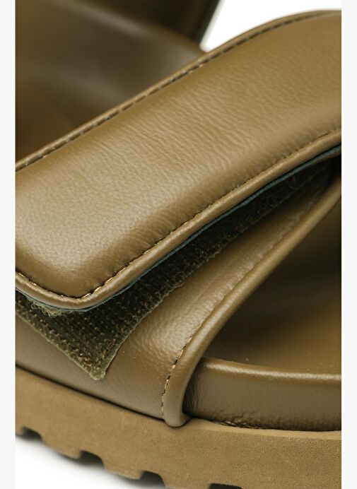 Kahverengi Çift Bantlı Kadın Terlik - Görsel 4