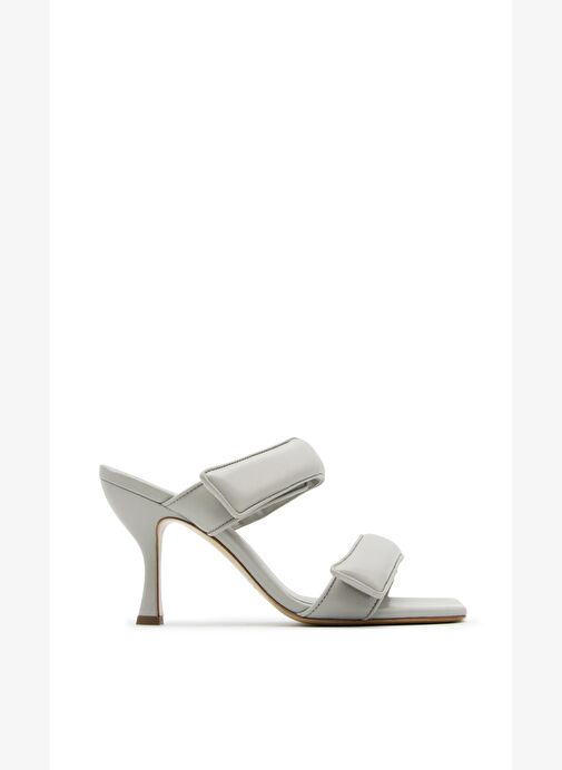 Çift Bantlı Açık Gri Topuklu Terlik - Görsel 2