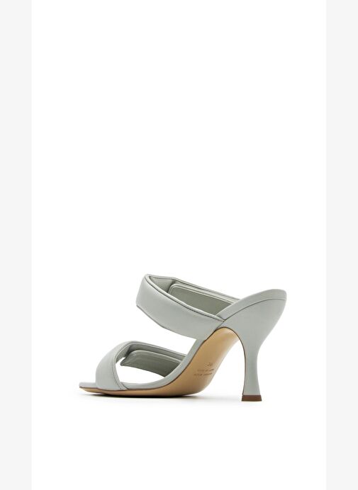 Çift Bantlı Açık Gri Topuklu Terlik - Görsel 3