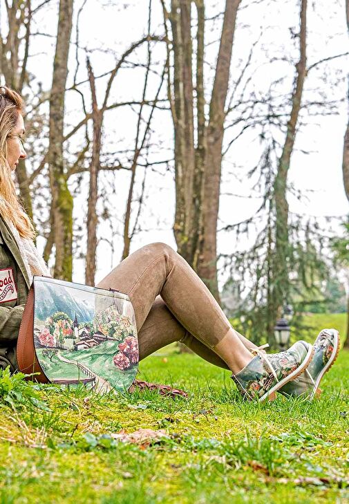 Kadın Vegan Deri Çok Renkli Fermuarlı Kısa Bot - Alpine Meadows Tasarım - Görsel 3