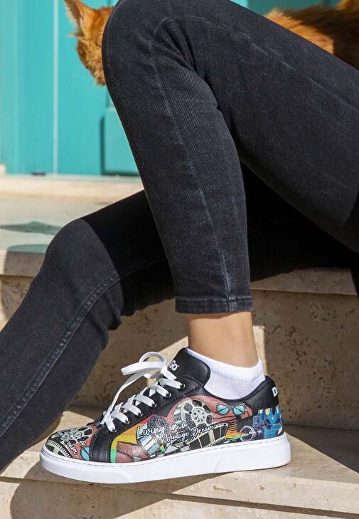 Kadın Vegan Deri Siyah Sneakers - Living in a Vintage Dream Tasarım - Görsel 2