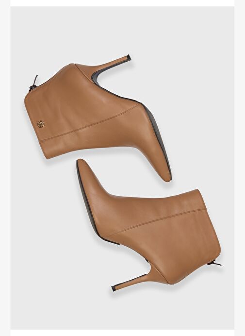 Deri Logo Detaylı Bot - Görsel 4