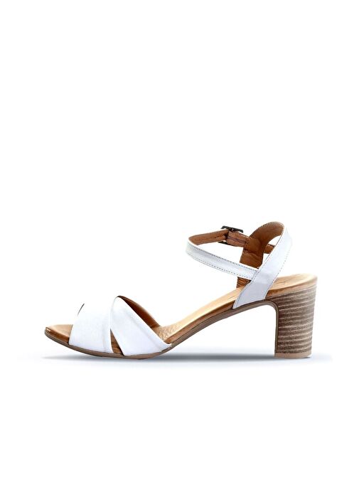 Bueno Shoes Beyaz Deri Kadın Topuklu Sandalet 01wn1501 - Görsel 4