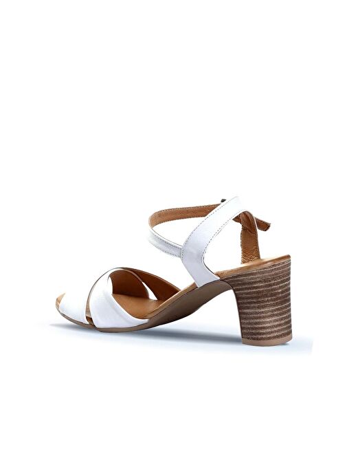 Bueno Shoes Beyaz Deri Kadın Topuklu Sandalet 01wn1501 - Görsel 5