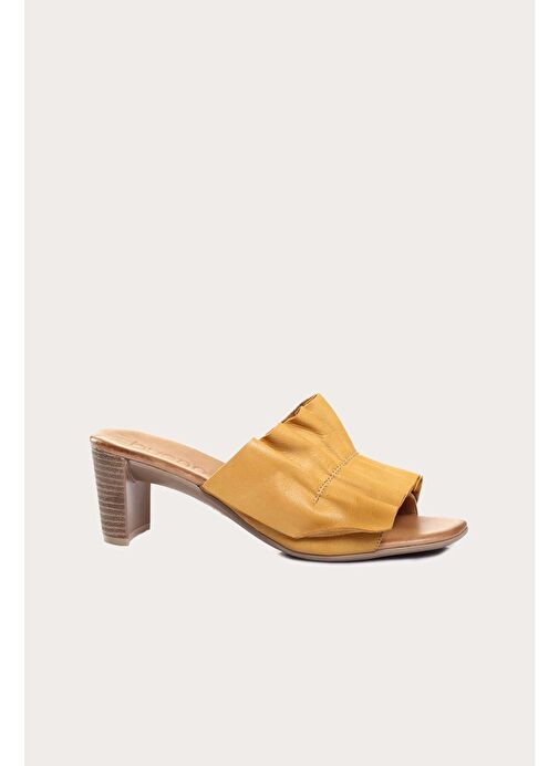 Bueno Shoes Sarı Deri Kadın Topuklu Terlik 01wn4001 - Görsel 2