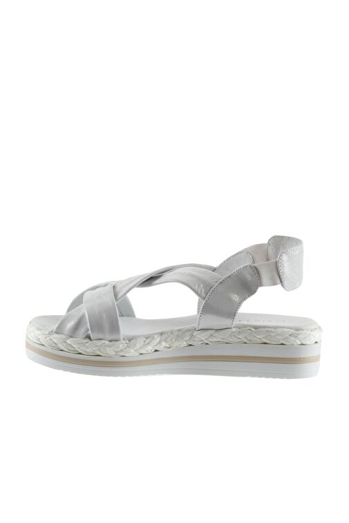 Bueno Shoes Gümüş Deri Kadın Dolgu Topuklu Sandalet 01wq1609 - Görsel 5