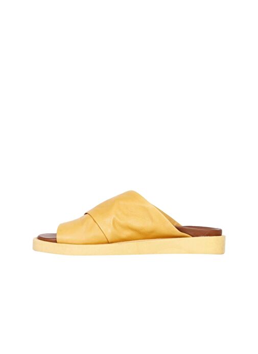 Bueno Shoes Sarı Deri Kadın Parmak Arası Terlik 01ws2809 - Görsel 4