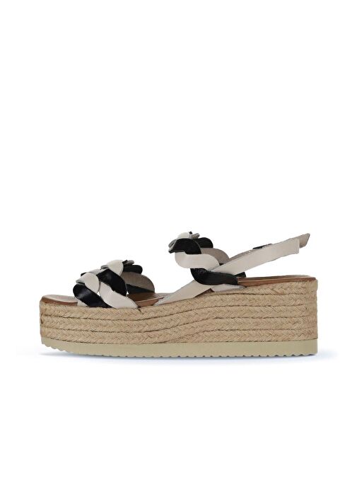 Bueno Shoes Siyah Bej Parlak Deri Kadın Dolgu Topuklu Espadril Sandalet 01wu6119 - Görsel 5