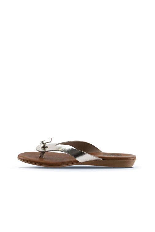 Bueno Shoes Bej Parlak Deri Kadın Parmak Arası Terlik 01wu7446 - Görsel 5