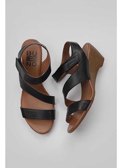 Bueno Shoes Siyah Deri Kadın Dolgu Topuklu Sandalet 01wn3720 - Görsel 2