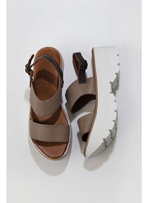 Bueno Shoes Gri Deri Kadın Dolgu Topuklu Sandalet 01wu11400 - Görsel 2