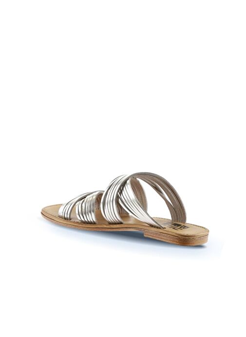 Bueno Shoes Bej Parlak Deri Kadın Düz Terlik 01wu3422 - Görsel 6