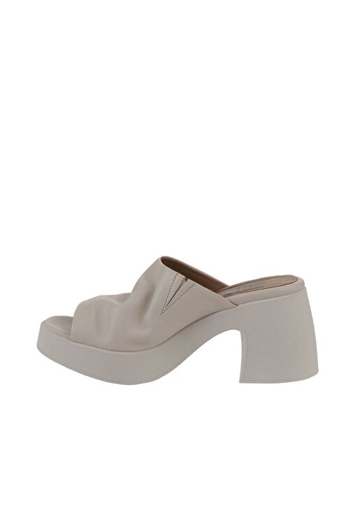 Bueno Shoes Krem Deri Kadın Topuklu Terlik 01wy12200 - Görsel 5