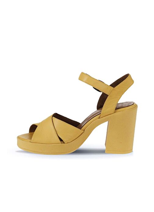 Bueno Shoes Sarı Deri Kadın Topuklu Sandalet 01wy12301 - Görsel 5