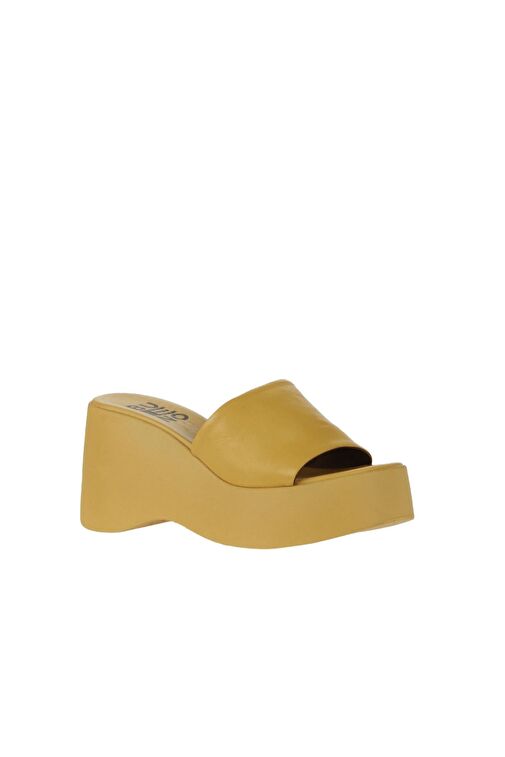 Bueno Shoes Sarı Deri Kadın Dolgu Topuklu Terlik 01wy9000 - Görsel 4